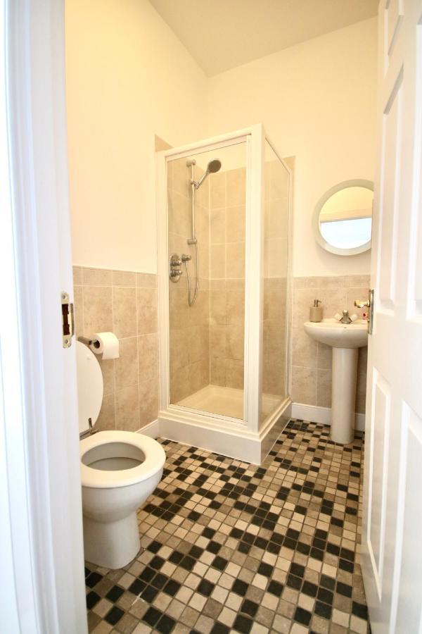 Serviced Accommodation Moray - Lesmurdie House エルギン エクステリア 写真