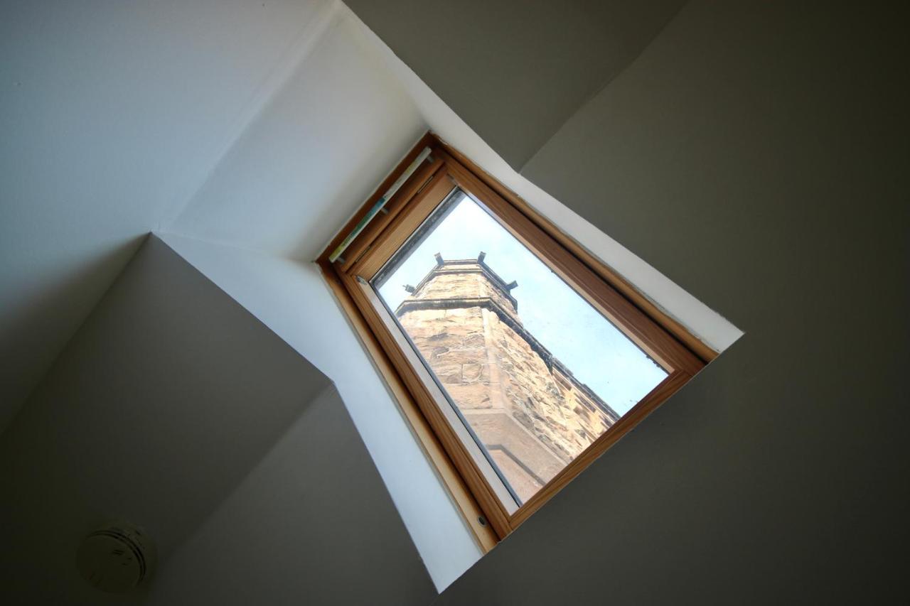 Serviced Accommodation Moray - Lesmurdie House エルギン エクステリア 写真