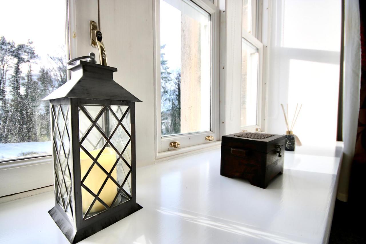 Serviced Accommodation Moray - Lesmurdie House エルギン エクステリア 写真