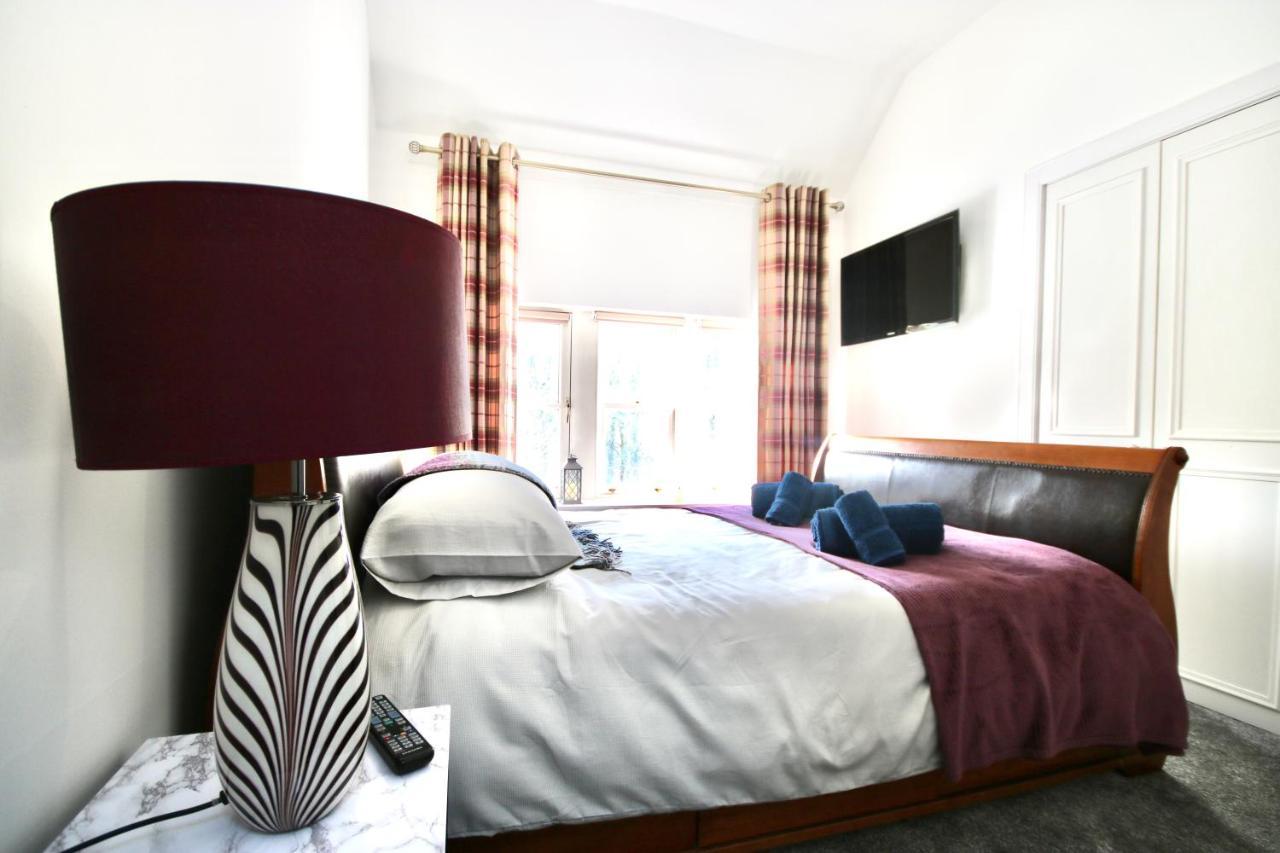 Serviced Accommodation Moray - Lesmurdie House エルギン エクステリア 写真